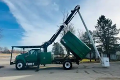 forestry bucket truck with altec lvr58 forestry boom