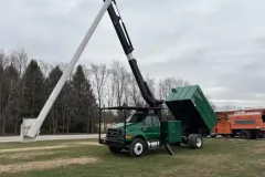 forestry bucket truck with altec lr758 forestry boom